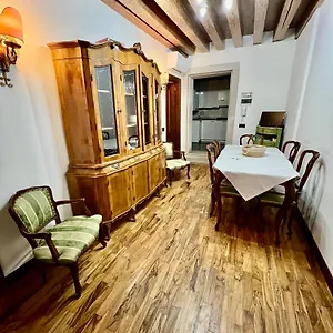 Tiepolo 3 Apartament