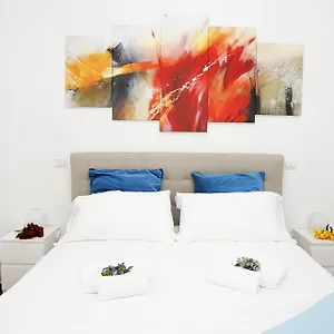 Castel Sant Angelo's Harmonious Apartament